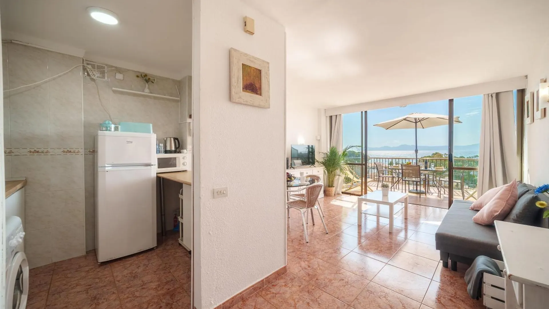 Apartment The Shell Ii, Beach Views And Pool 阿尔库迪亚 西班牙